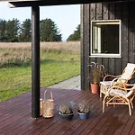 Dom wakacyjny Surrounded By Nature And Personalized Decor