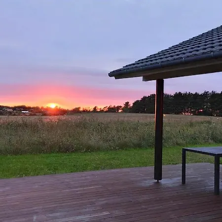 Surrounded By Nature And Personalized Decor Holiday home