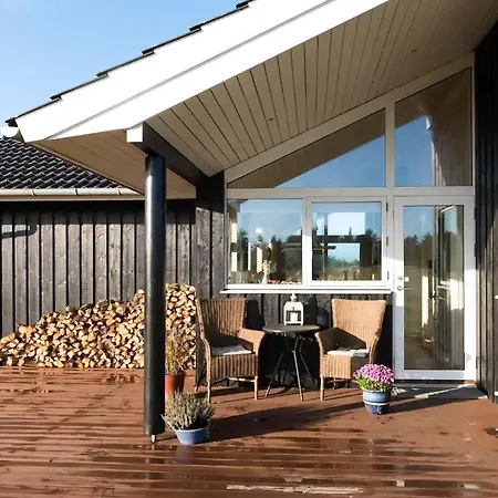 بيت للعطل Surrounded By Nature And Personalized Decor Hjørring