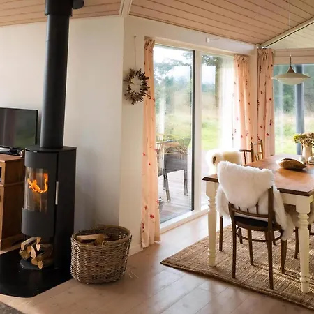 بيت للعطل Surrounded By Nature And Personalized Decor *