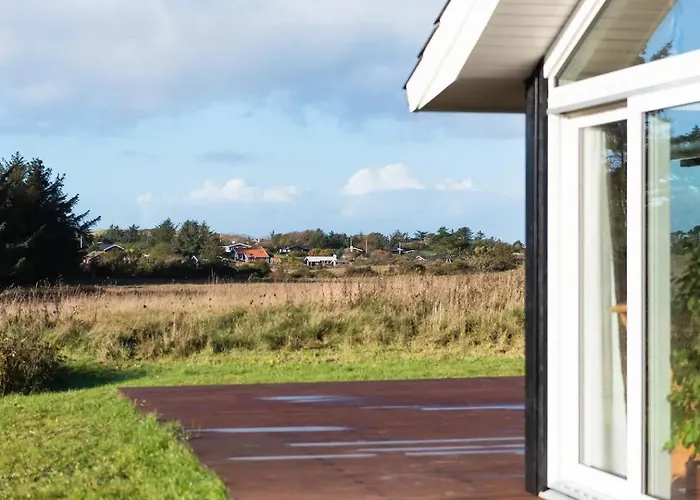 Surrounded By Nature And Personalized Decor Prázdninový dům